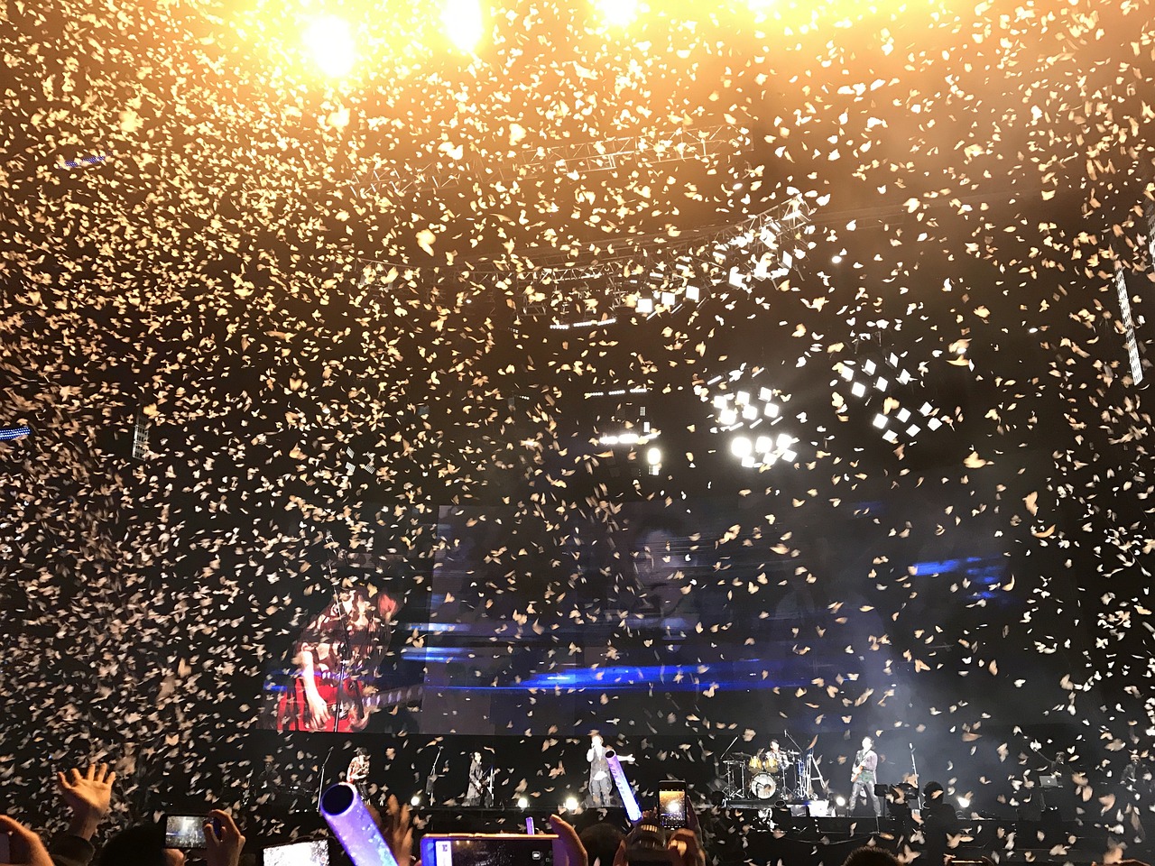 最新爆火歌曲席卷全球，引领音乐潮流新趋势